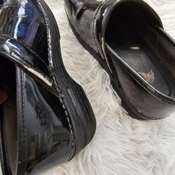 Dansko Black Clogs Shiny Leather Size 37 - Picture 4 of 6
